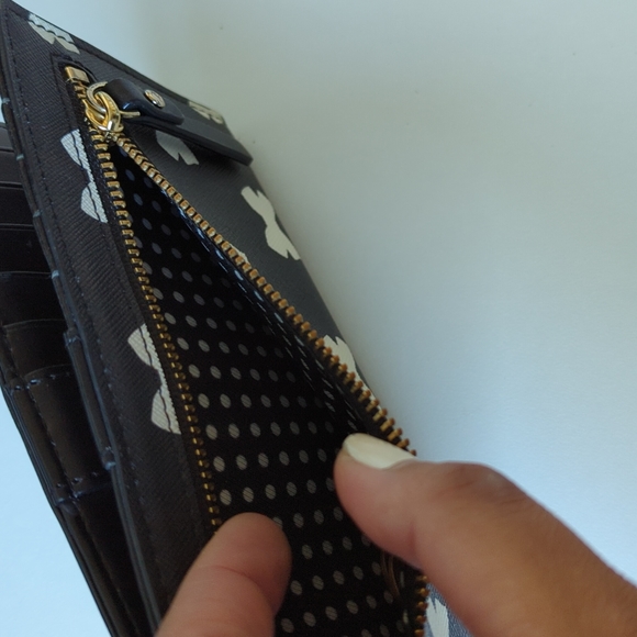 Kate Spade Ribbon Wallet - Picture 3 of 3
